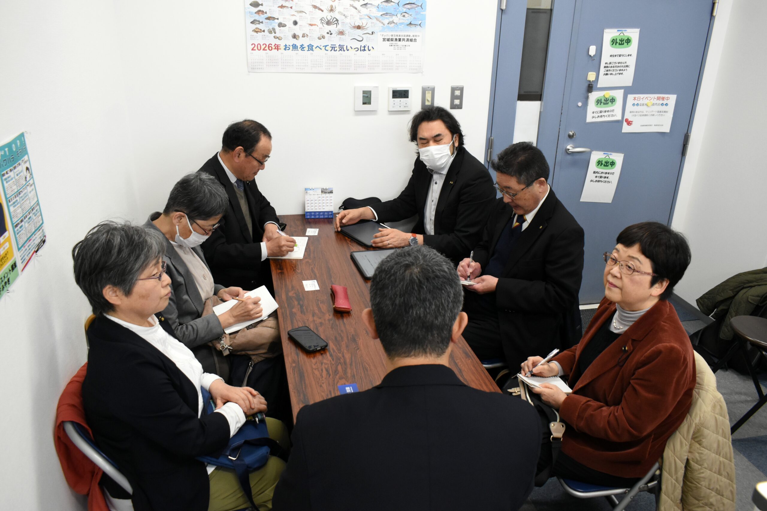 重油流出 ワカメ・コンブ1000トン超被害 ～共産党県議・市議 関係 